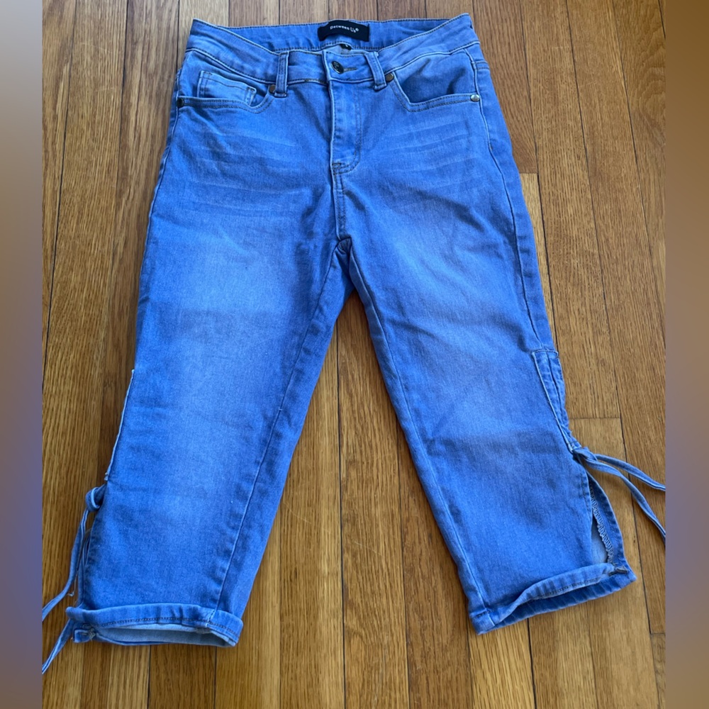 Between Us Light Wash Lace Up Side Jeans Size 5
